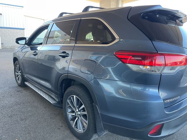 2019 Toyota Highlander Hybrid XLE