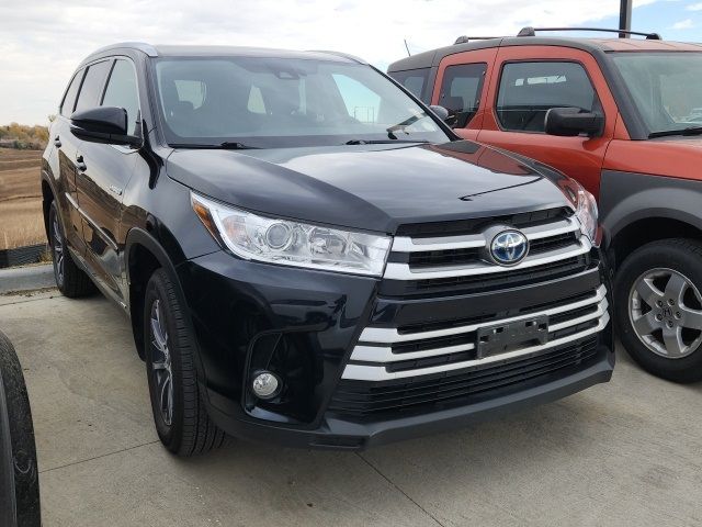 2019 Toyota Highlander Hybrid XLE