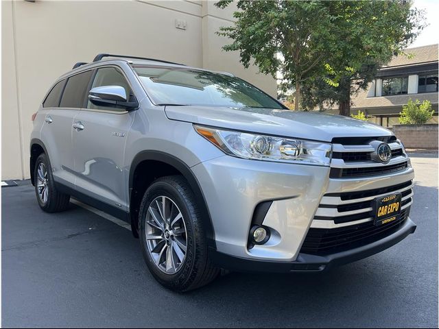 2019 Toyota Highlander Hybrid XLE