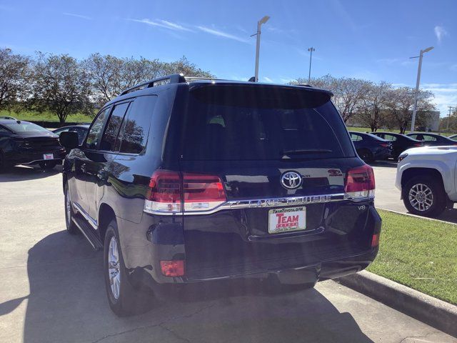 2019 Toyota Land Cruiser Base