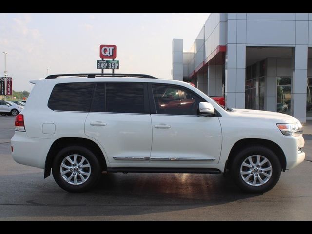 2019 Toyota Land Cruiser Base