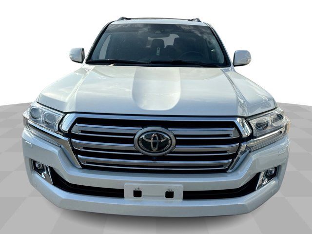 2019 Toyota Land Cruiser Base