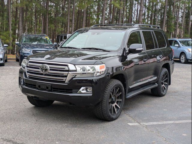 2019 Toyota Land Cruiser Base