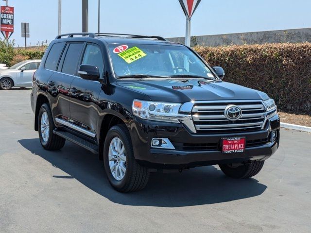 2019 Toyota Land Cruiser Base