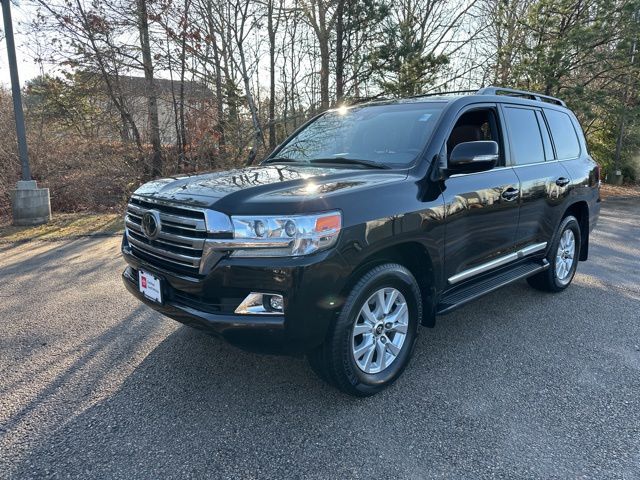 2019 Toyota Land Cruiser Base