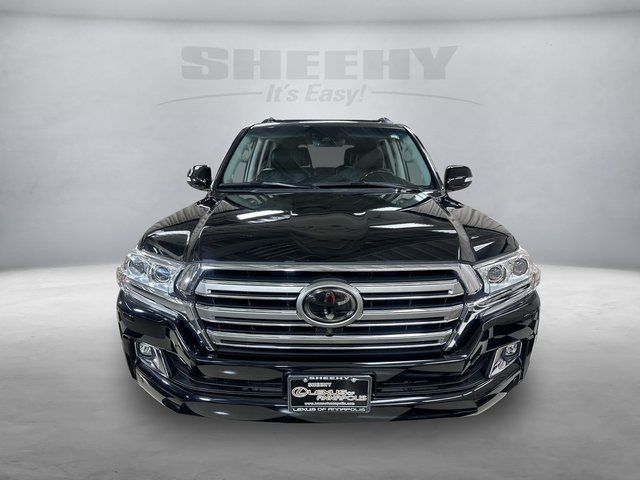 2019 Toyota Land Cruiser Base