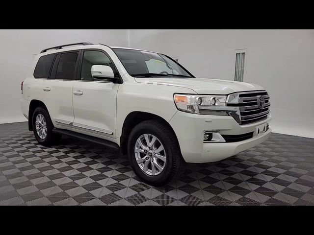 2019 Toyota Land Cruiser Base