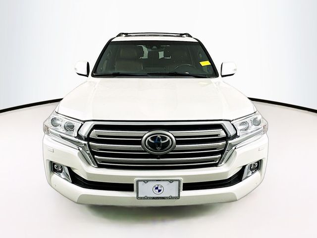 2019 Toyota Land Cruiser Base