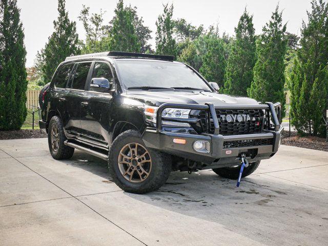 2019 Toyota Land Cruiser Base