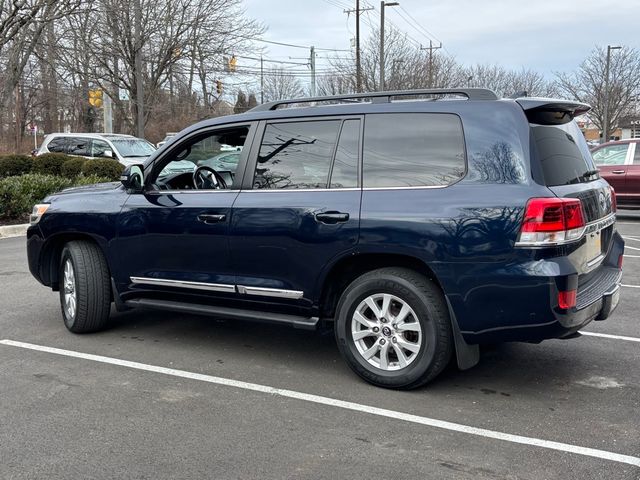 2019 Toyota Land Cruiser Base