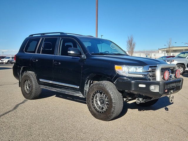 2019 Toyota Land Cruiser Base