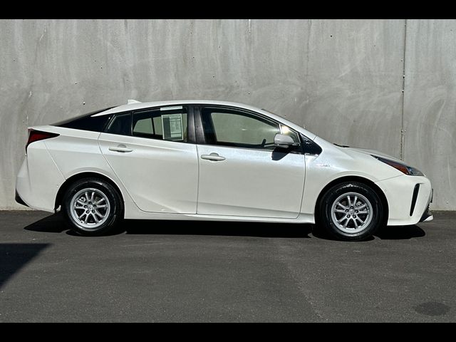 2019 Toyota Prius LE