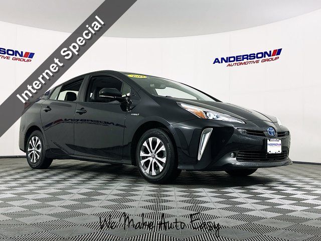 2019 Toyota Prius XLE