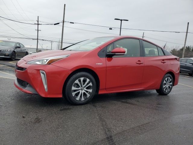 2019 Toyota Prius XLE