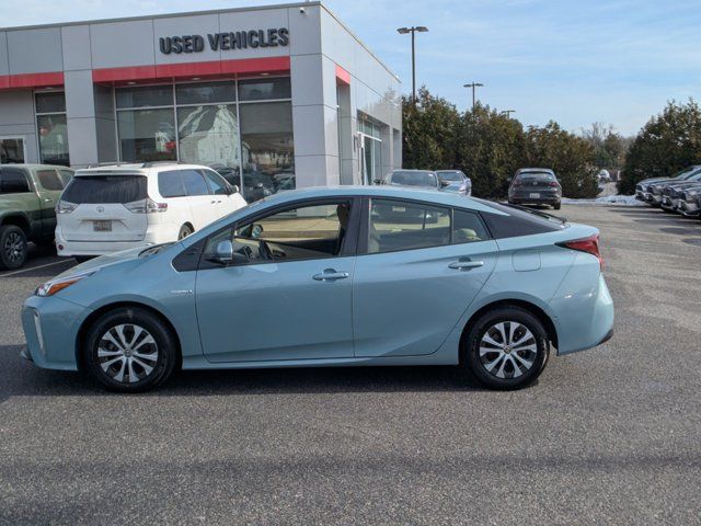 2019 Toyota Prius XLE