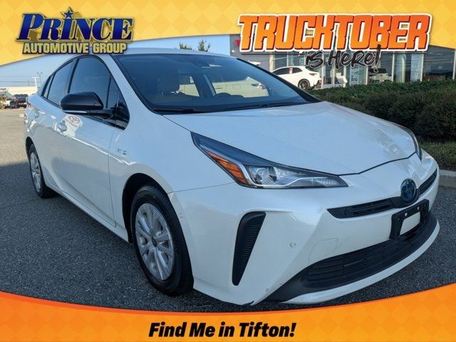 2019 Toyota Prius LE