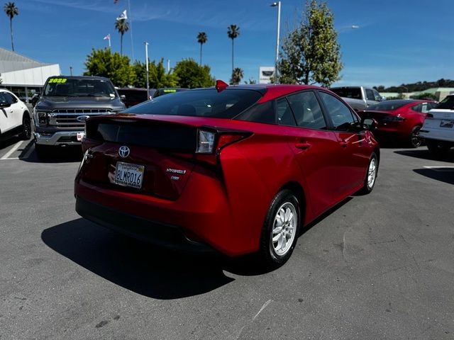 2019 Toyota Prius L Eco