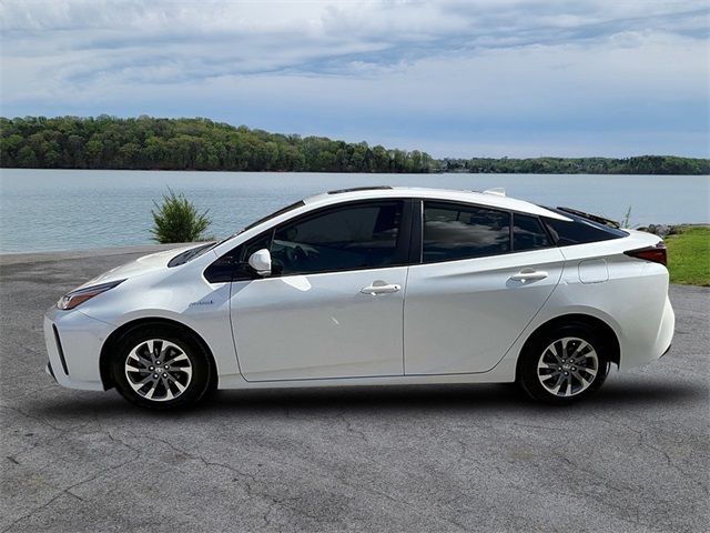 2019 Toyota Prius L Eco