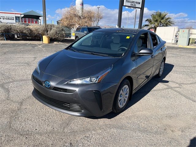 2019 Toyota Prius L Eco