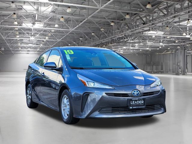 2019 Toyota Prius L Eco