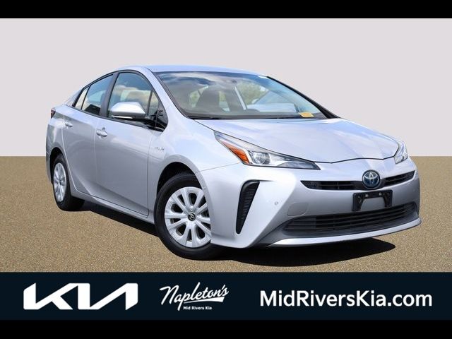 2019 Toyota Prius L Eco