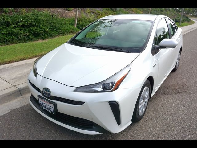 2019 Toyota Prius L Eco