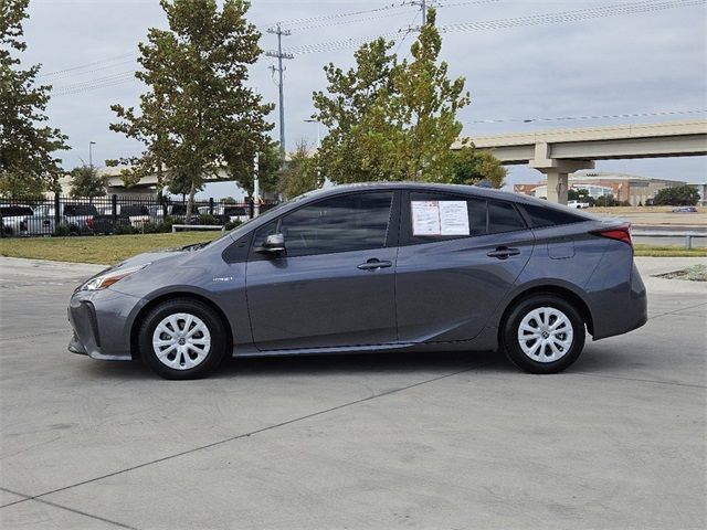 2019 Toyota Prius L Eco