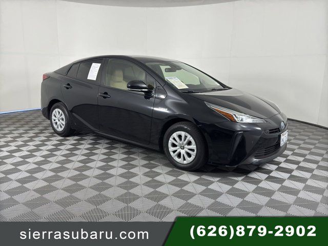 2019 Toyota Prius LE