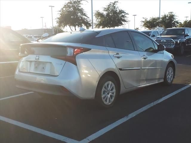 2019 Toyota Prius LE