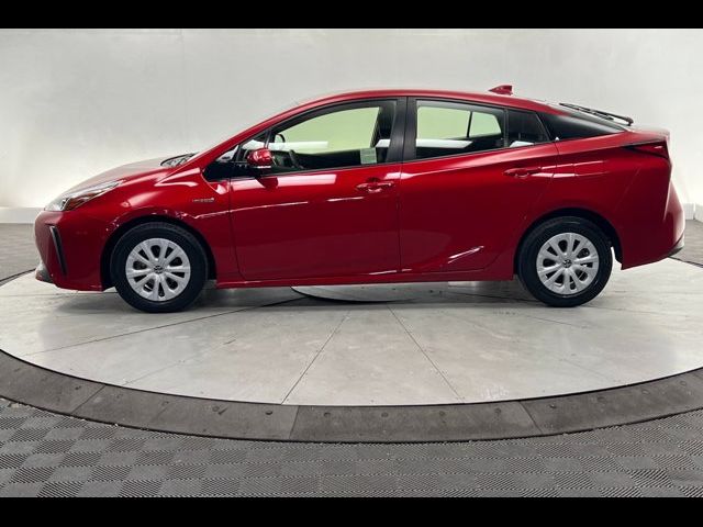 2019 Toyota Prius LE