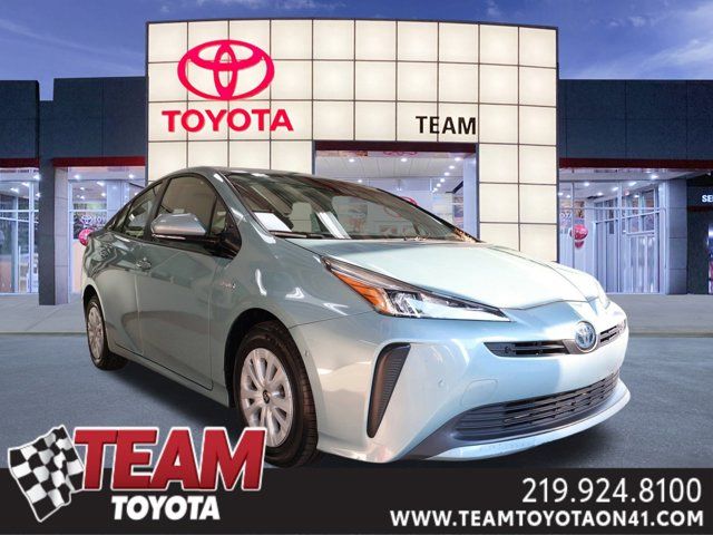 2019 Toyota Prius LE