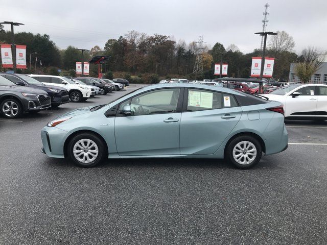 2019 Toyota Prius LE