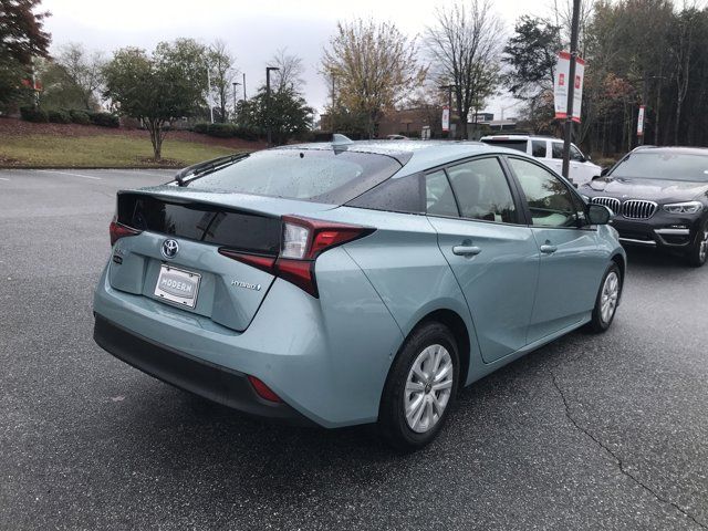 2019 Toyota Prius LE