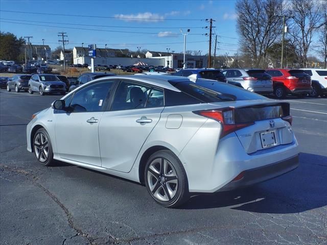 2019 Toyota Prius XLE