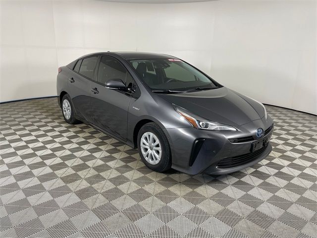2019 Toyota Prius LE