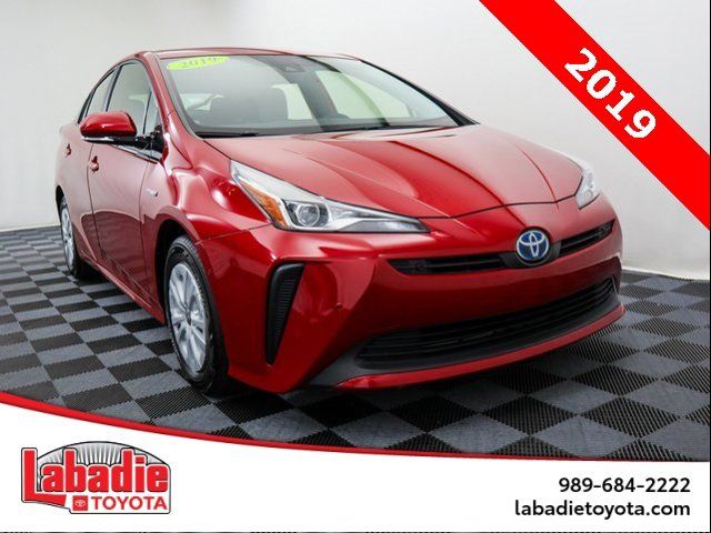 2019 Toyota Prius LE