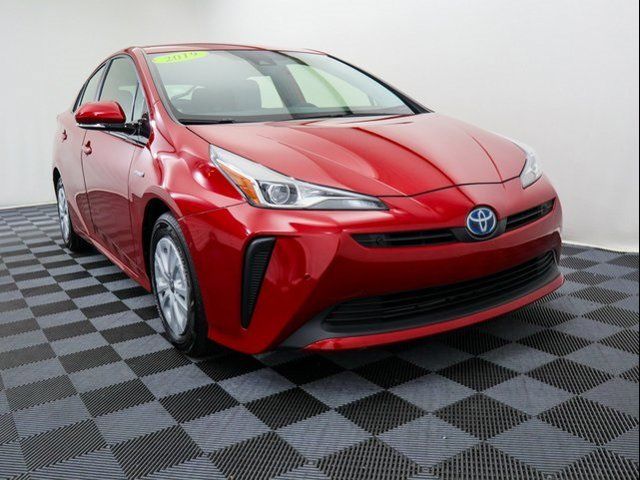 2019 Toyota Prius LE