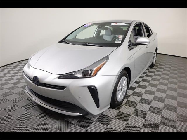 2019 Toyota Prius LE