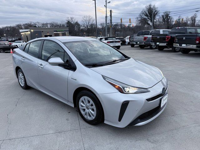 2019 Toyota Prius LE