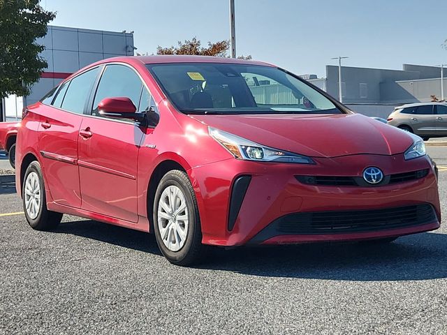 2019 Toyota Prius LE