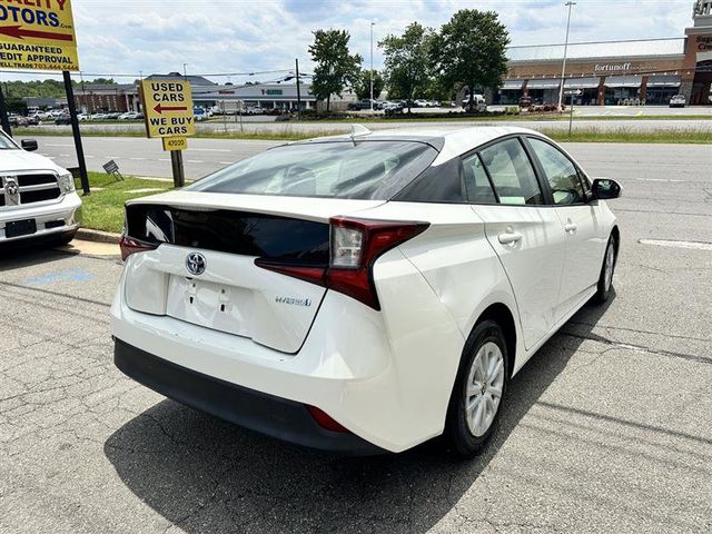 2019 Toyota Prius LE