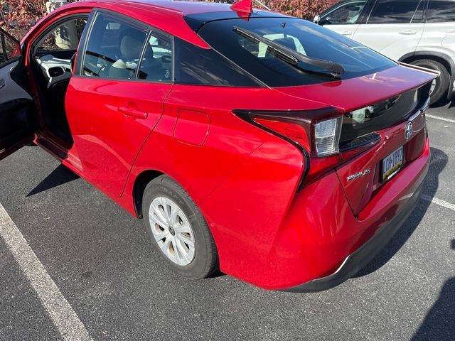 2019 Toyota Prius LE