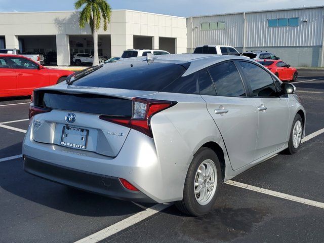 2019 Toyota Prius LE