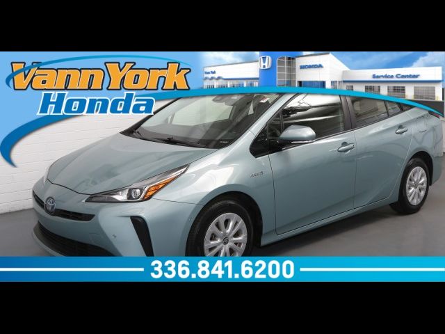 2019 Toyota Prius LE