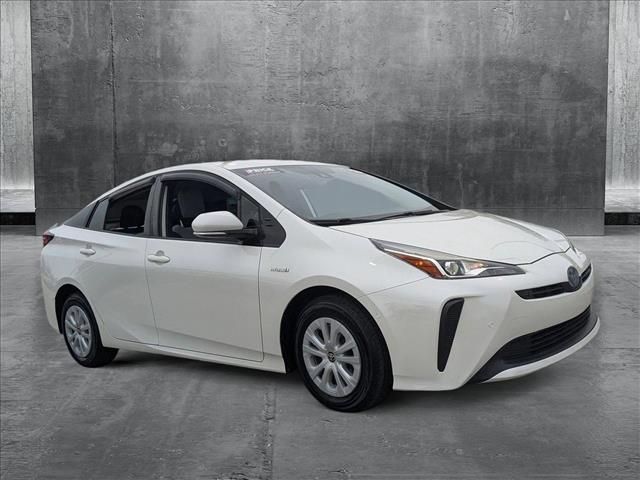 2019 Toyota Prius LE