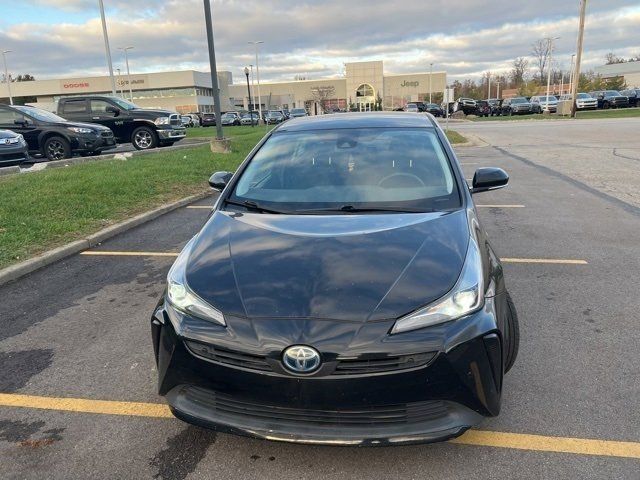 2019 Toyota Prius LE