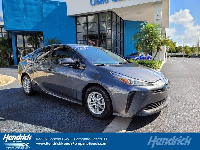 2019 Toyota Prius LE