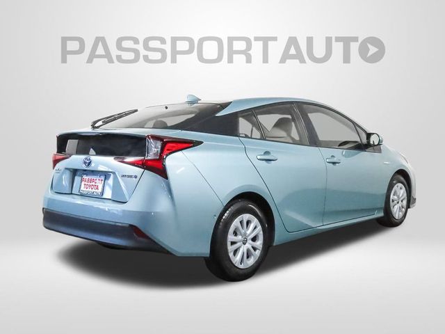 2019 Toyota Prius LE