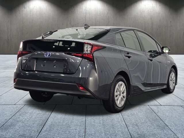 2019 Toyota Prius LE