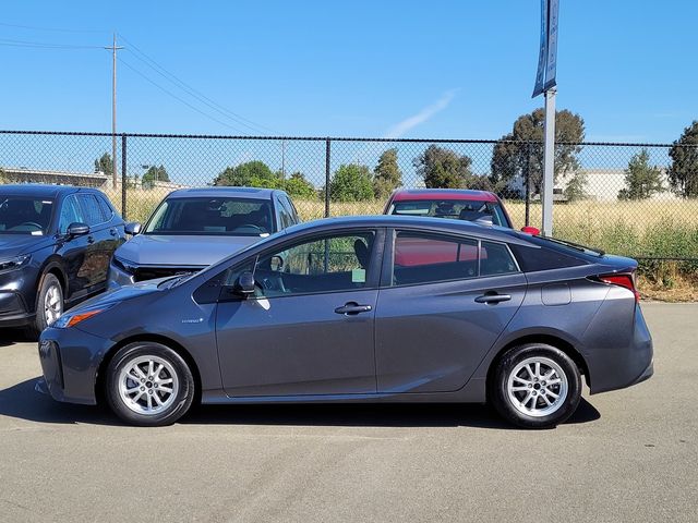 2019 Toyota Prius LE
